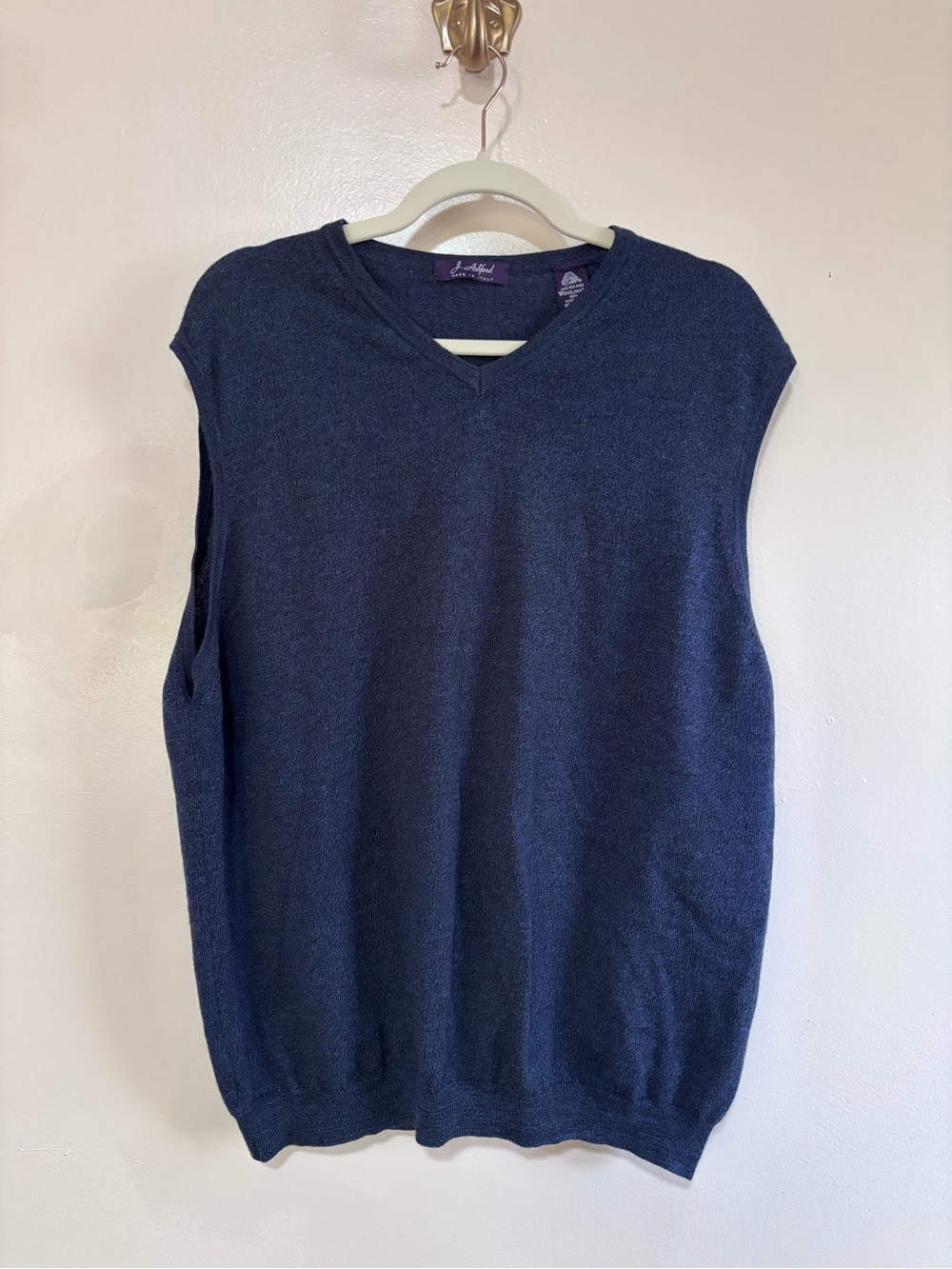 Vintage 100% Wool Made in Italy V-Neck Sweater Vest in Navy size XL J. Ashford